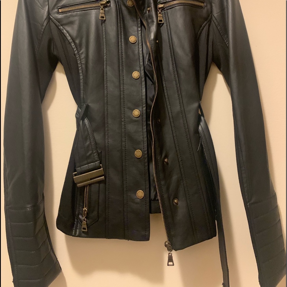 Guess Jacket - Picture 4 of 8